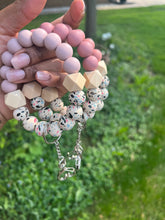 Load image into Gallery viewer, Silicone Beaded Wristlet Keychain